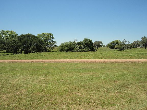 2nd image of 372 County Road 326