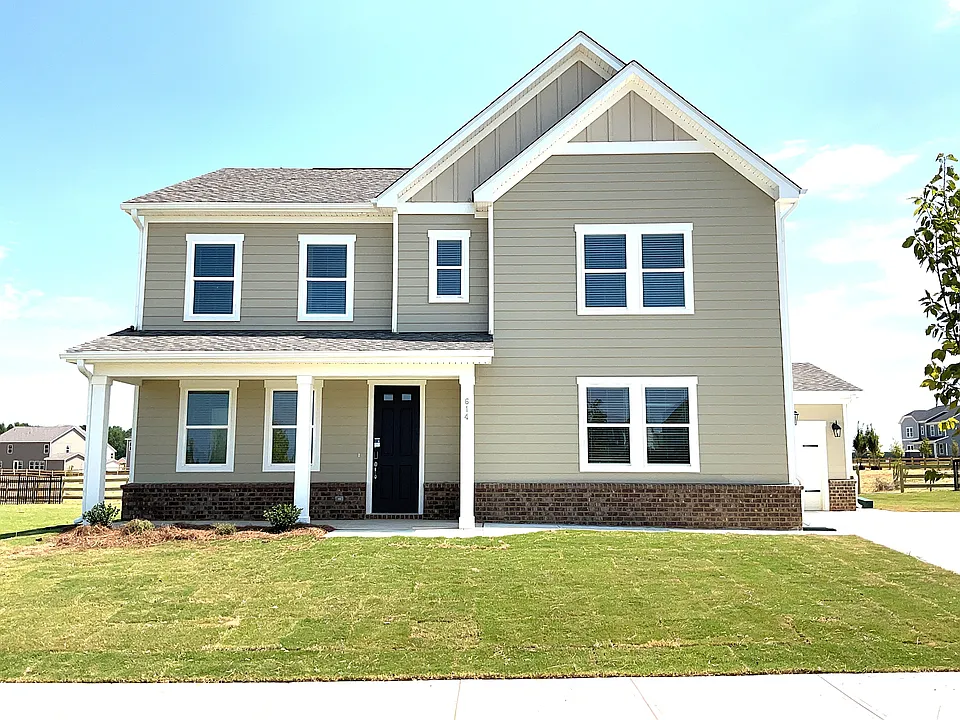 614 Grohman Path