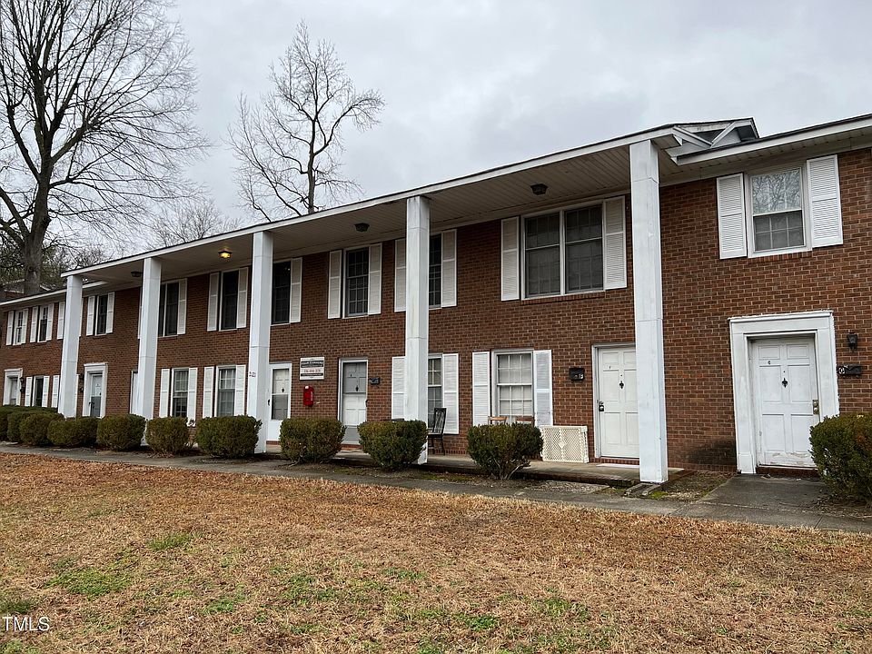 1st image of 2121 Bulla St
