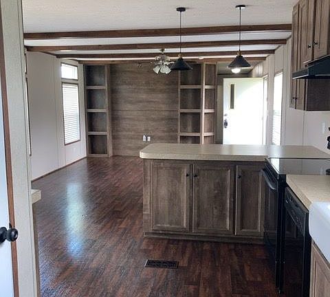4th image of 14004 Laurel Oak Dr #40
