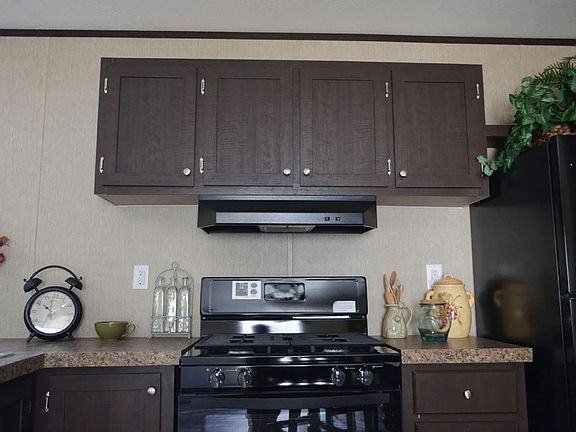 2nd image of 1704 Mlk Jr Blvd #143