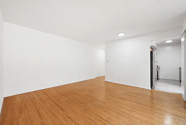 Rented by J PRESTON AND ASSOCIATES INC | media 15