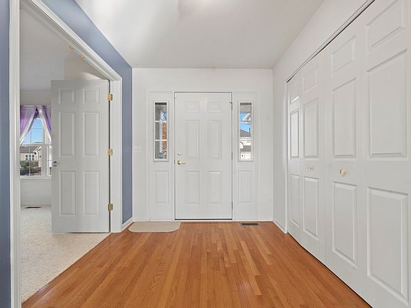 3rd image of 25963 W Steeplebush Ln
