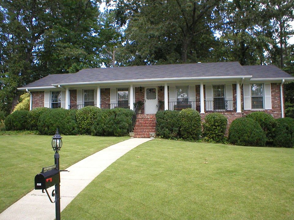 Front View of 3431 Portsmouth Drive