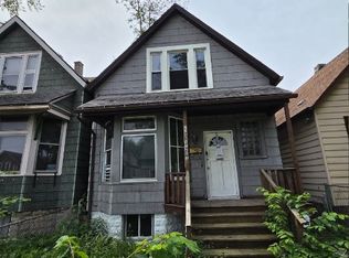 225 W 112th St, Chicago, IL 60628