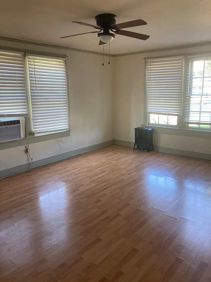 Building Photo - 861 Arlington Ave #4