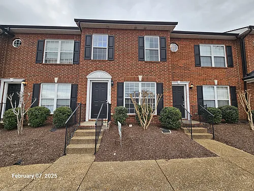 303 Stewarts Landing Cir Photo 1 303 Stewarts Landing Cir Photo 1