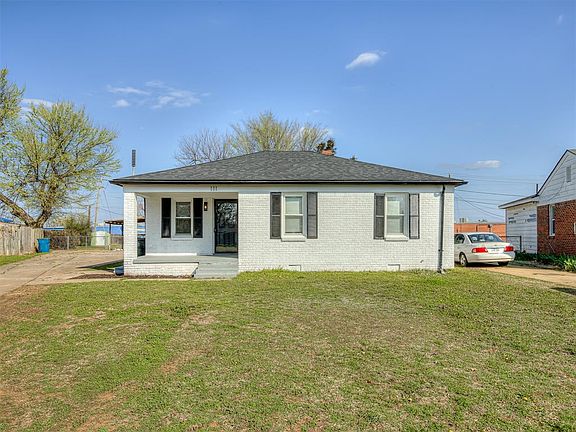 4th image of 111 W Myrtle Dr