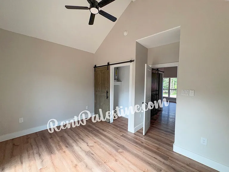 225 Private Road 8835 — Photo 9
