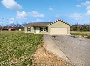 1028 W Union Valley Rd, Seymour, TN 37865