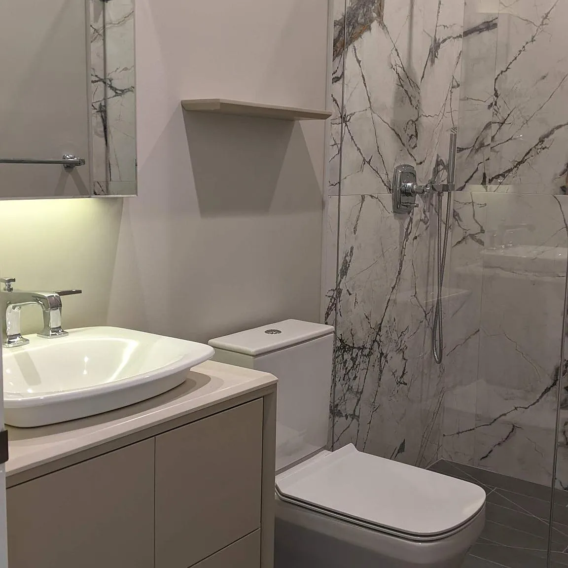 2 bed, $2,700 — Photo 4