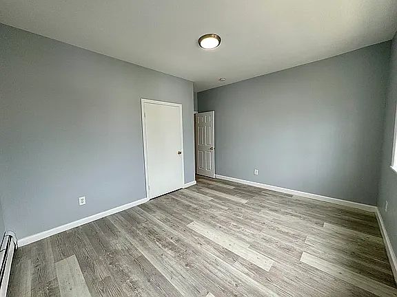 5th image of 855 Kossuth St #B