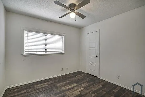 6311 Village Clf — Photo 9
