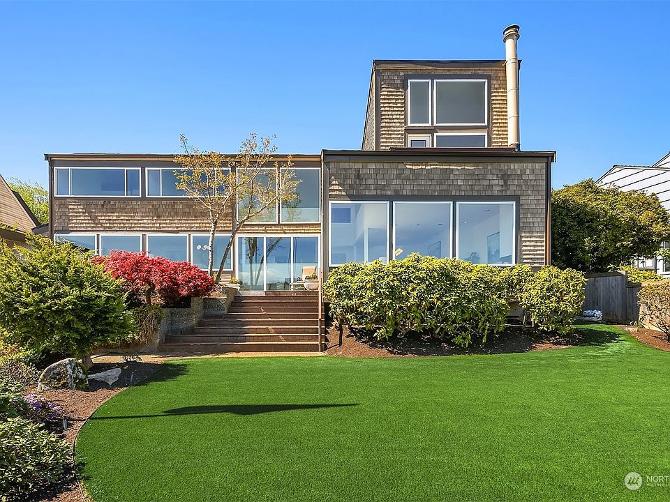 1st image of 16016 Beach Drive NE