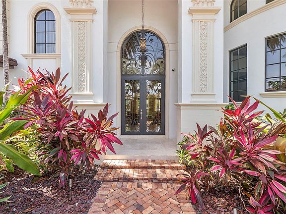 5th image of 2601 Delmar Pl