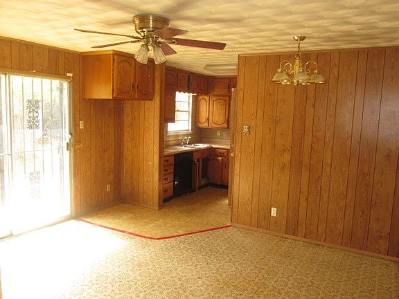 4th image of 4536 Bridle Wood Dr