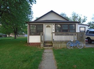 519 S 1st St, Ogden, IA 50212
