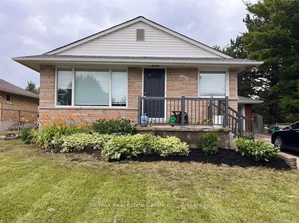 406 Karn St, Kitchener, ON N2M 2C1