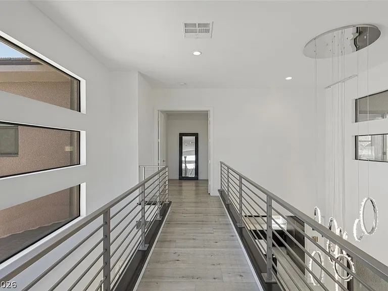 47 Pristine Glen St — Photo 53