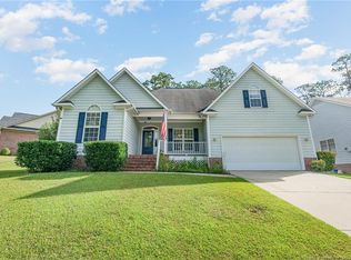 809 Larkspur Dr, Fayetteville, NC 28311