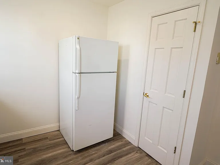 800 Travers St #6 — Photo 12