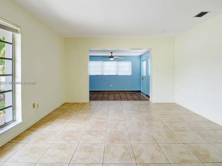 10250 Caribbean Blvd — Photo 8