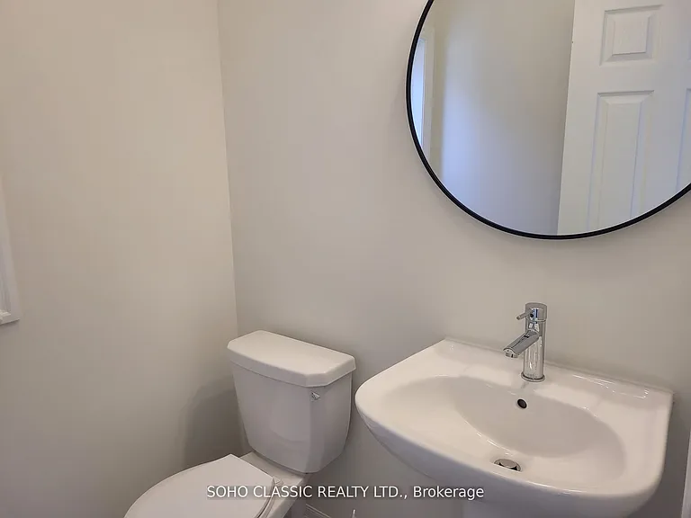 19 Connell Dr — Photo 13