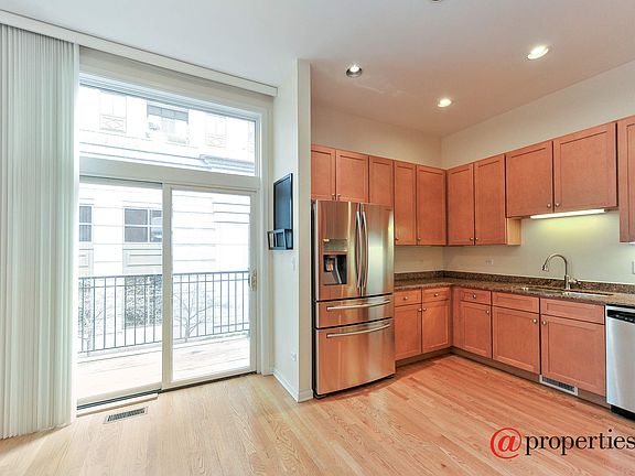 Kitchen / Breakfast Room