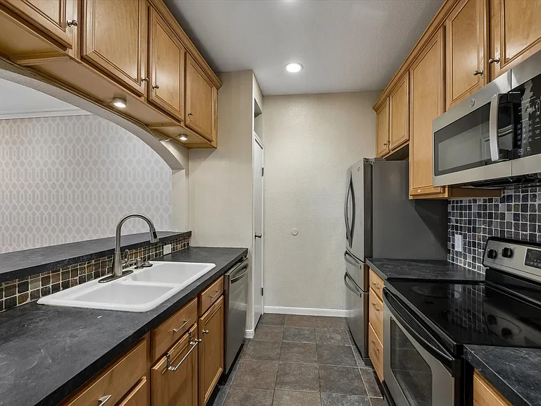 9850 Pagewood Ln #1507 — Photo 12