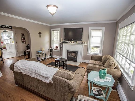2nd image of 107 Hillcrest Dr