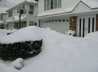 16435 92nd St, Howard Beach, NY 11414
