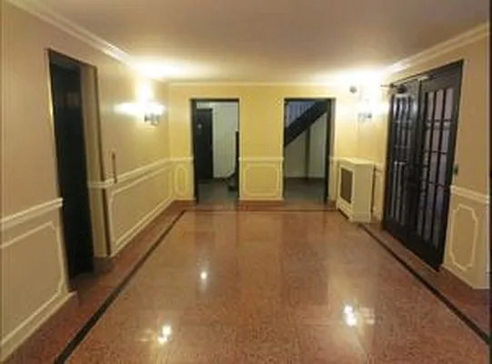 Rented by Waverly Realty Associates | media 2