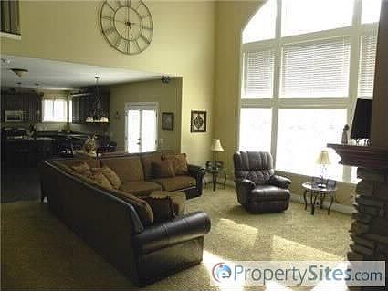 3rd image of 5459 W Rose Willow Cir
