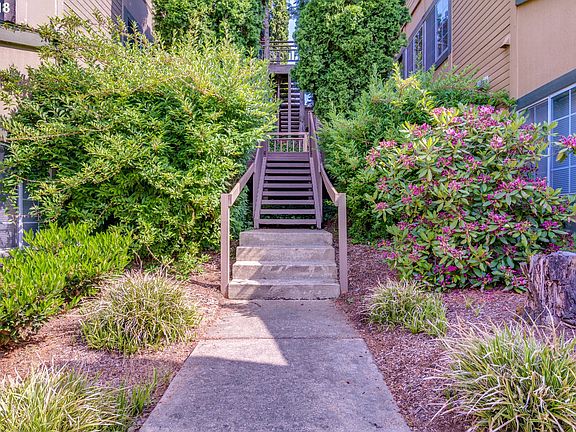 3rd image of 6208 NE 17th Ave APT 93