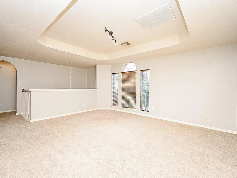 8135 Cove Timbers Ln — Photo 22