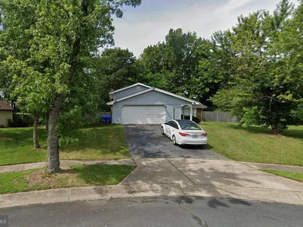 5614 Daniel Cir, Waldorf, MD 20601
