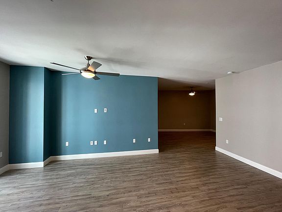 4th image of 551 W Date St #505