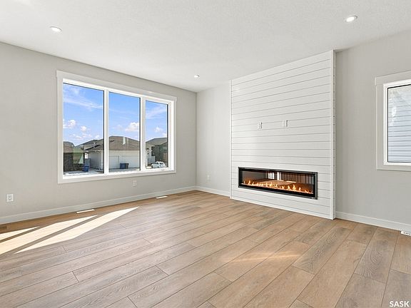 5th image of 820 Ballesteros Crescent