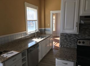 28 Mountain Ave FLOOR 2, Lynn, MA 01902