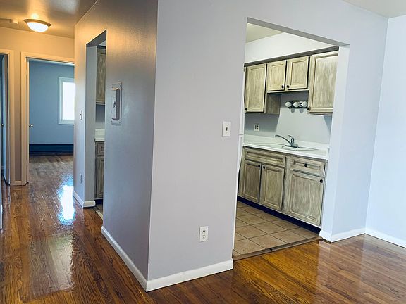 5th image of 5904 50th Ave APT 21