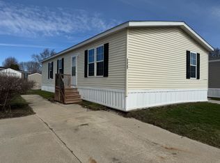3 Bed 2 Bath Single Section Plan, Springbrook Estates, Romeo, MI 48065