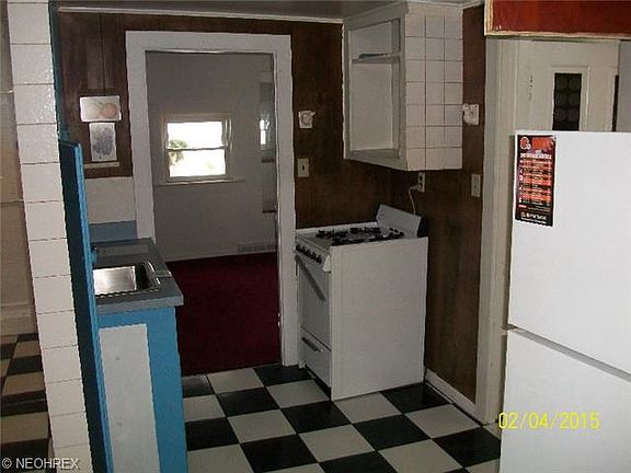 4th image of 3463 Carrmunn Ave