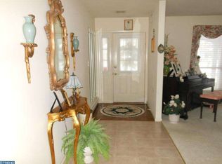 11 Cotherstone Dr, Southampton, NJ 08088