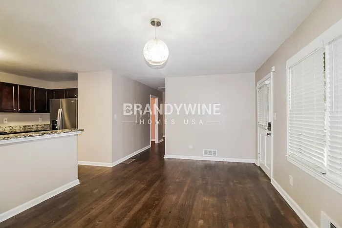 3292 Westmart Ln — Photo 7