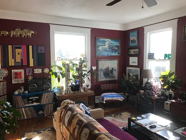 Living room furnished.