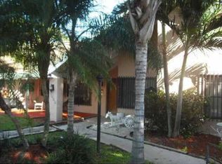 9501 W Calusa Club Dr, Miami, FL 33186