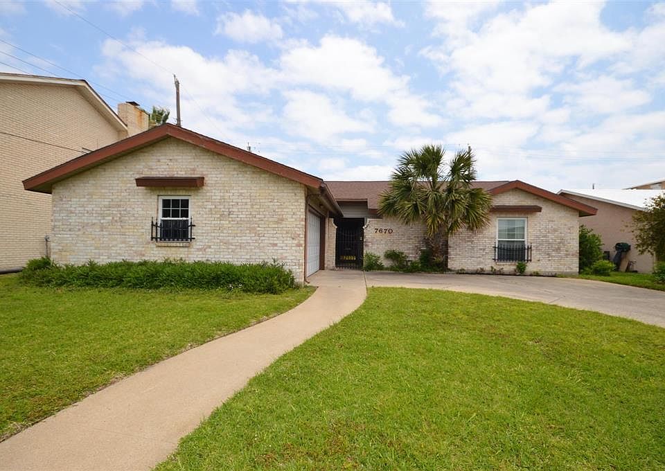 1st image of 7670 Chantilly Cir