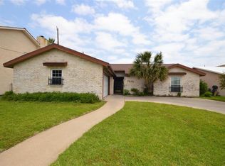 7670 Chantilly Cir, Galveston, TX 77551