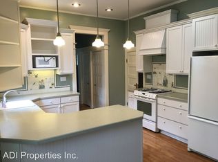 2323 SW 6th Ave, Portland, OR 97201