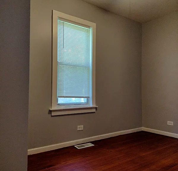 11142 S Eggleston Ave — Photo 16